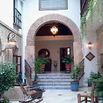 De Vallina By Mira Hotel