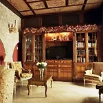 Hotel De Vallina By Mira Córdoba